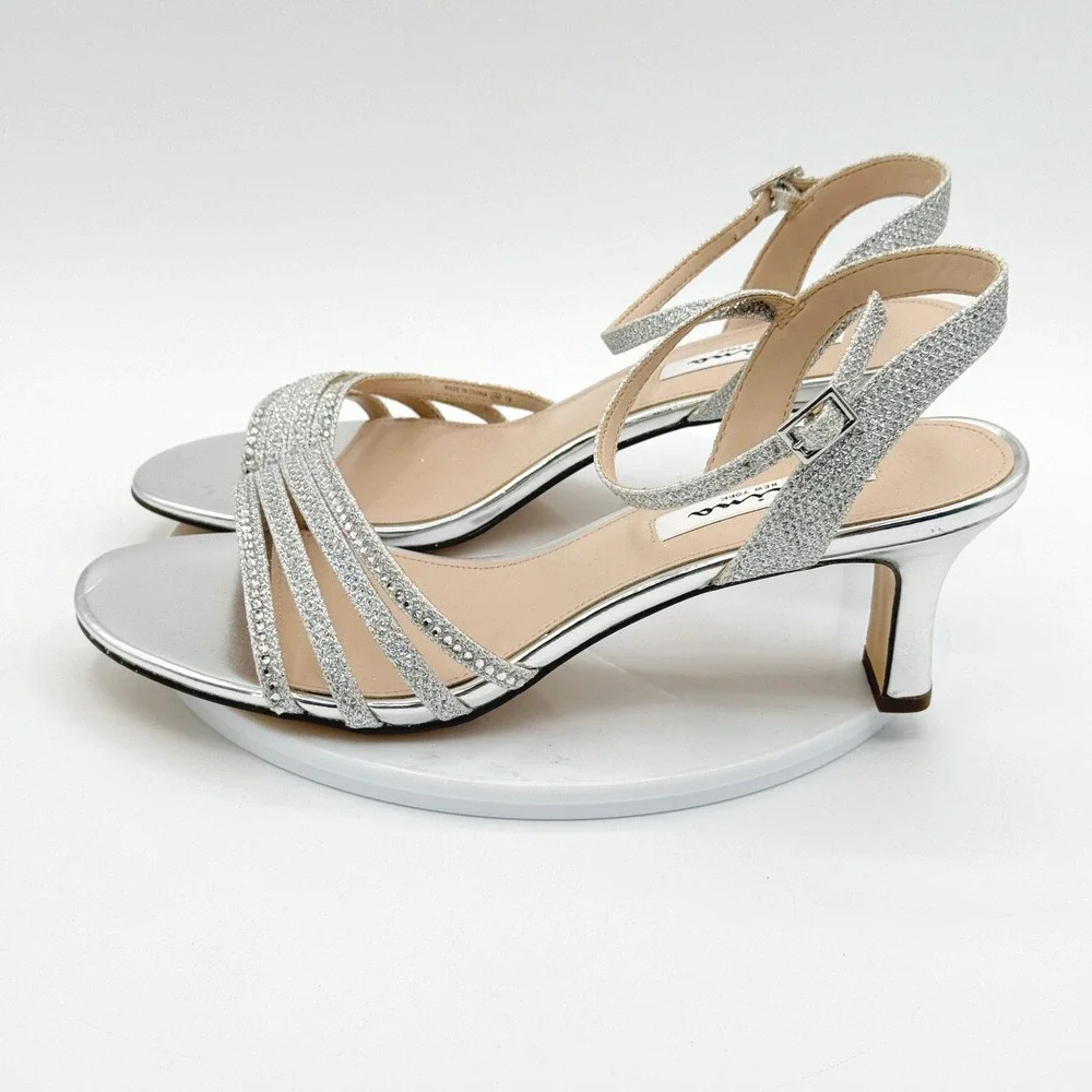 Nina Nelena Silver Glitter Size 9 Womens Strappy Kitten Heel Sandal NEW no box